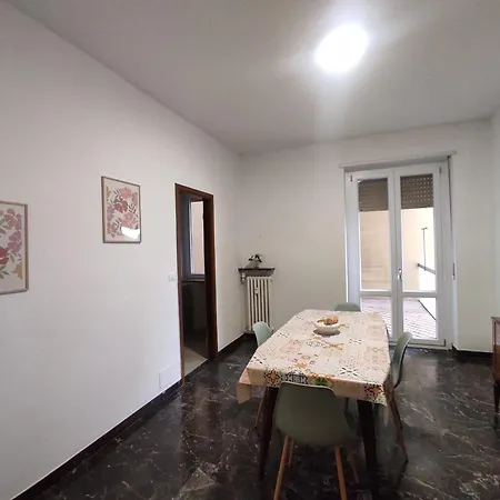 Stella Apartament *